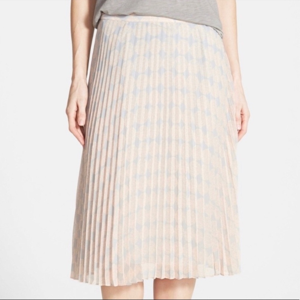 Halogen Pleated midi Skirt